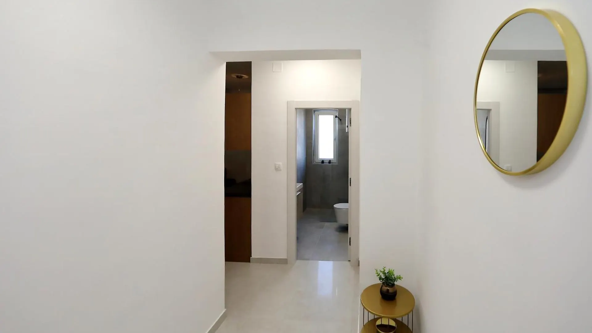 Apartments Royal Holiday Bibinje